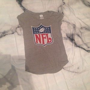 Girls NFL Shirt 🏈